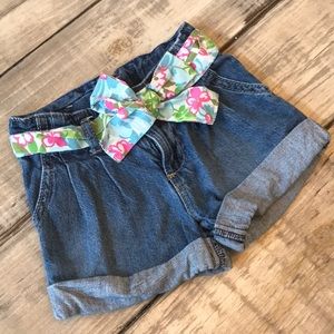 Genuine Kids shorts size 2T
